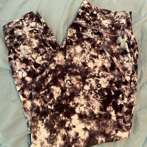 Athleta salutation joggers size large